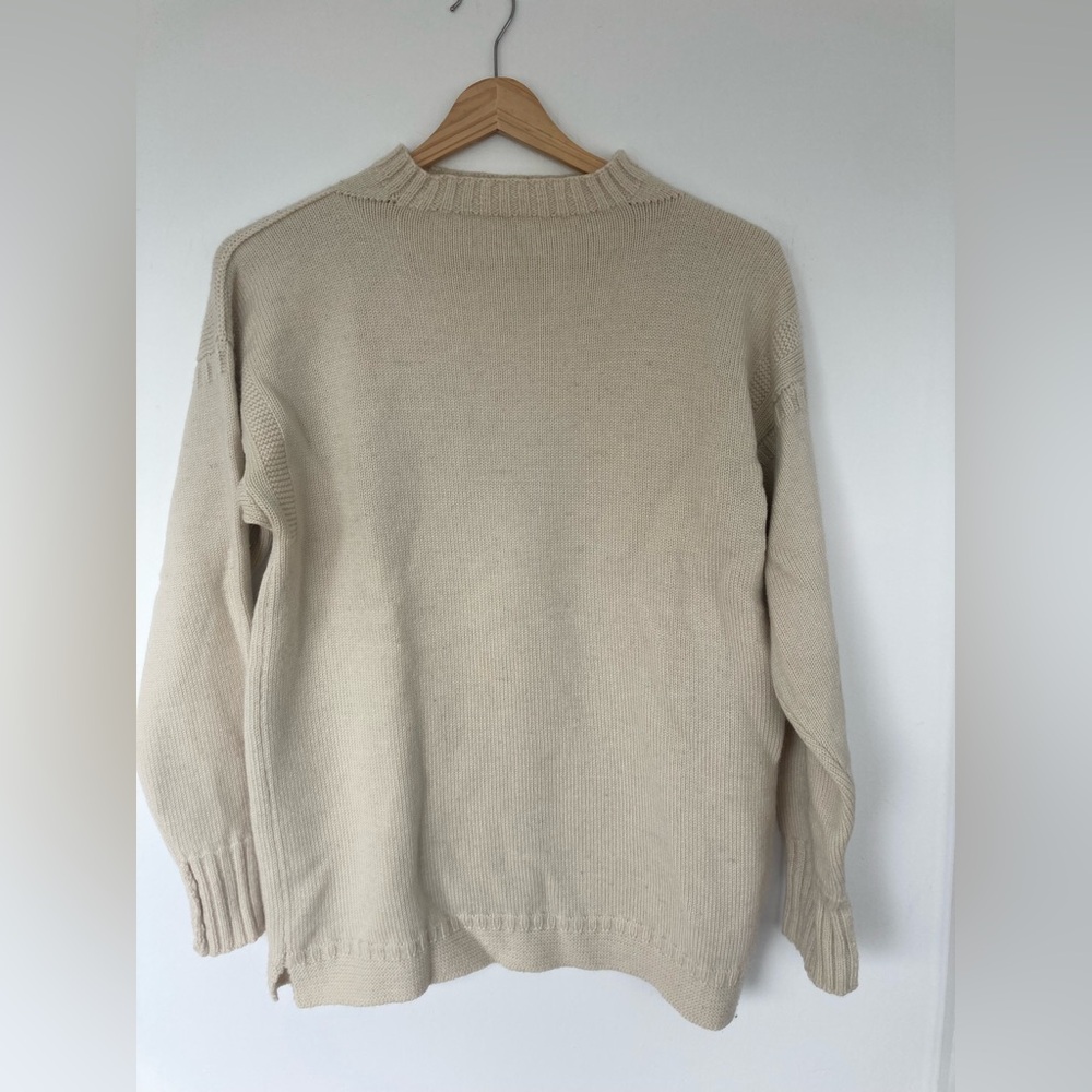 Cream vintage hand knit wool sweater